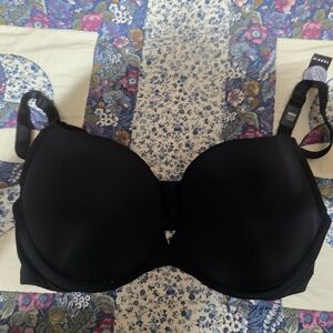 Torrid Black Underwire Bra with Molded Cups and Adjustable Straps Plunge Up